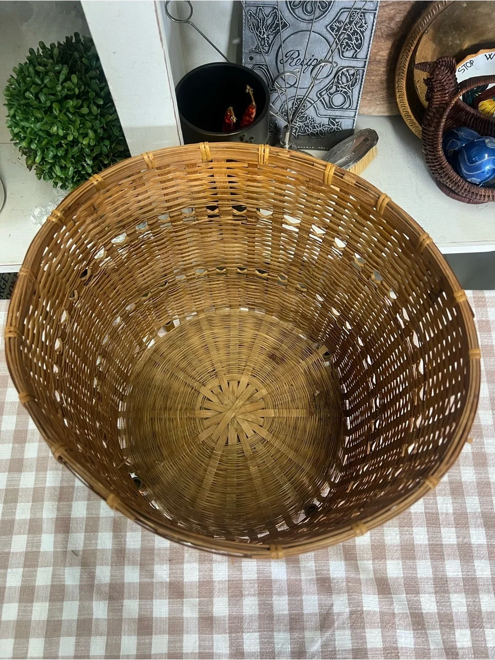 Woven wicker rattan basket footed storage decor grandma core